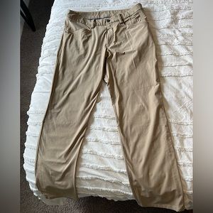 Lululemon ABC men pants pants size 34 EUC. Fit for men size 5’9”